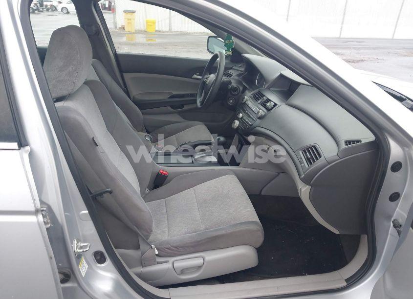Photo 5 of 2010 Honda Accord 2.4 LX-P (VIN 1HGCP2F49AA098957)