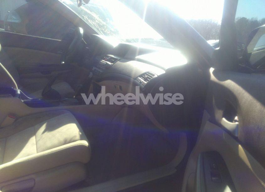 Photo 5 of 2010 Honda Accord 2.4 LX-P (VIN 1HGCP2F49AA174158)