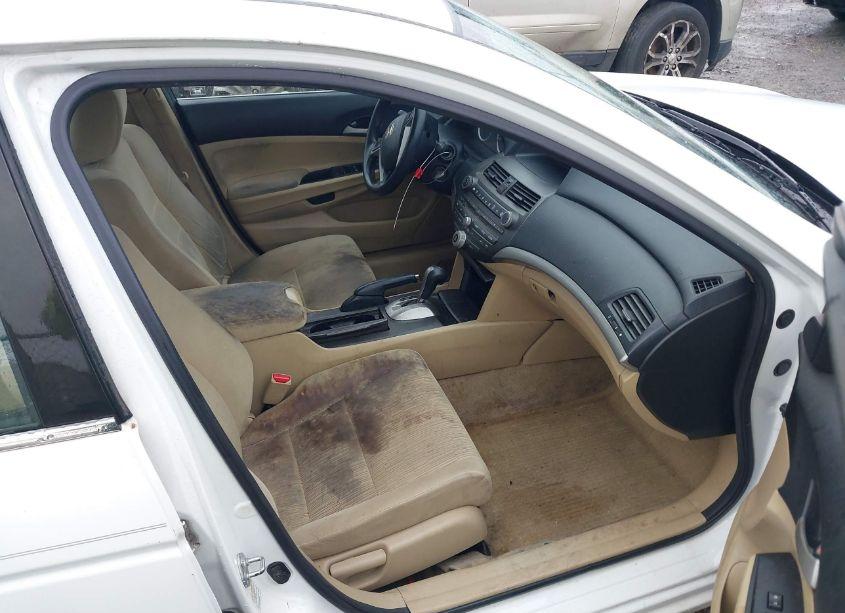 Photo 5 of 2011 Honda Accord 2.4 LX-P (VIN 1HGCP2F49BA034872)