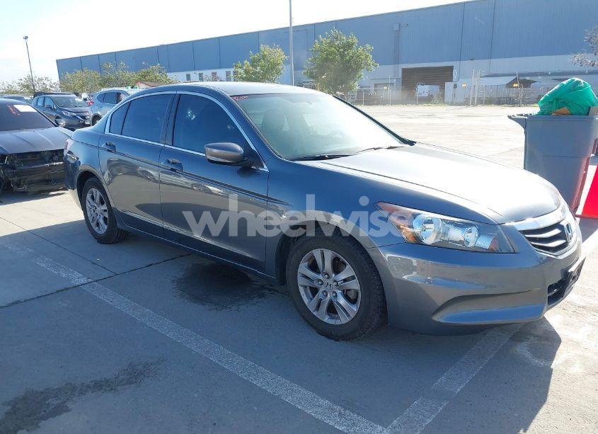 2011 Honda Accord 2.4 LX-P (VIN 1HGCP2F49BA113815) main photo