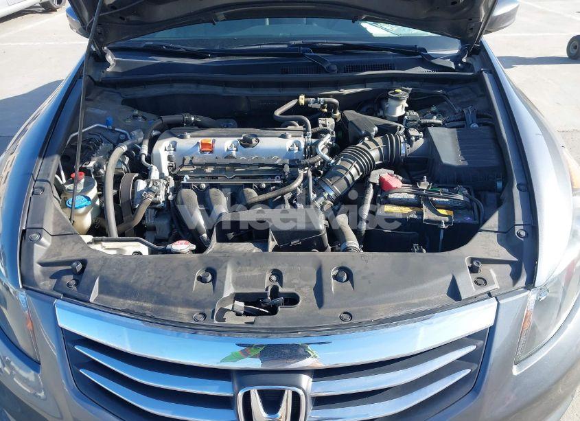 Photo 10 of 2011 Honda Accord 2.4 LX-P (VIN 1HGCP2F49BA113815)