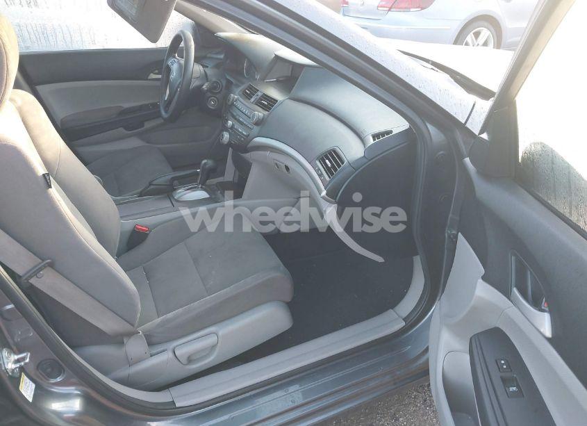 Photo 5 of 2011 Honda Accord 2.4 LX-P (VIN 1HGCP2F49BA116231)