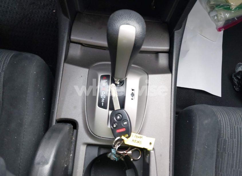 Photo 11 of 2011 Honda Accord 2.4 LX-P (VIN 1HGCP2F49BA118822)