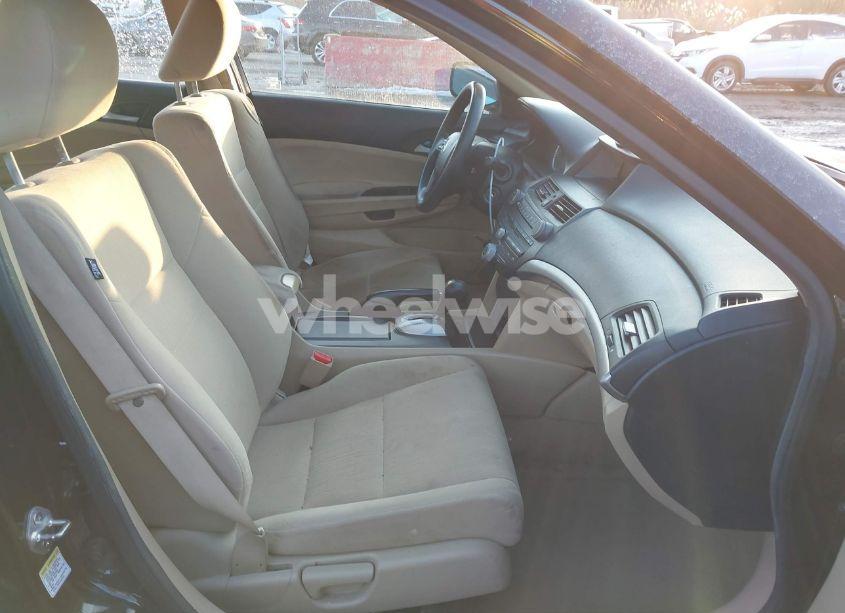 Photo 5 of 2011 Honda Accord 2.4 LX-P (VIN 1HGCP2F49BA121767)