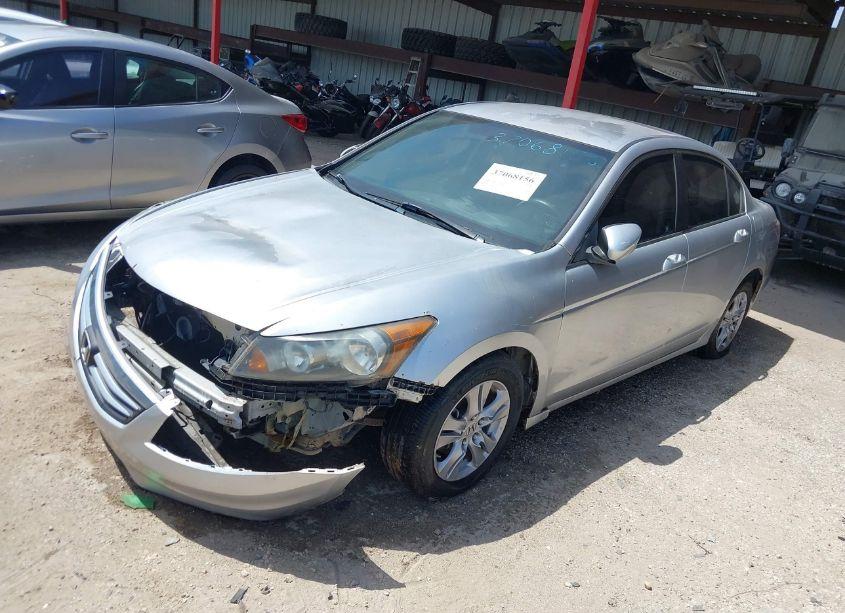 Photo 2 of 2011 Honda Accord 2.4 LX-P (VIN 1HGCP2F49BA140710)