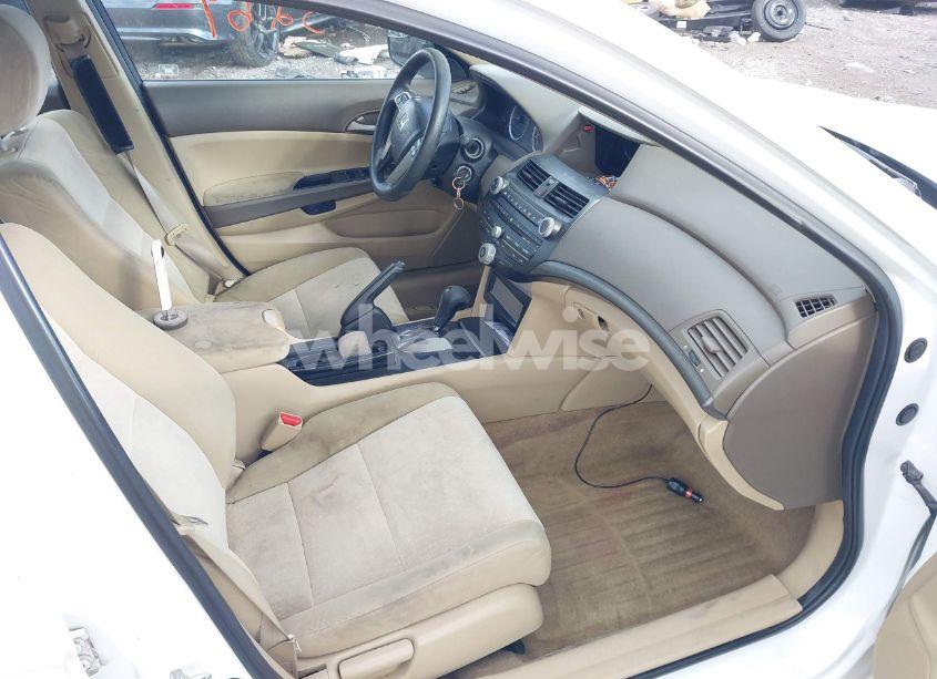 Photo 5 of 2010 Honda Accord 2.4 LX-P (VIN 1HGCP2F4XAA021417)