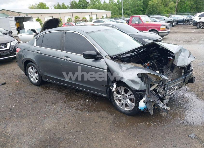 2010 Honda Accord 2.4 LX-P (VIN 1HGCP2F4XAA042882) main photo