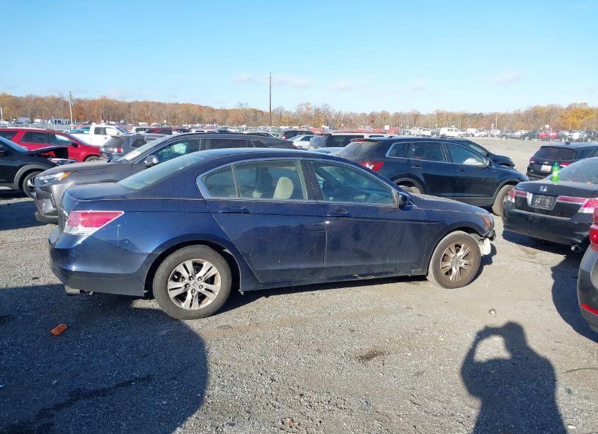 Photo 13 of 2010 Honda Accord 2.4 LX-P (VIN 1HGCP2F4XAA091032)