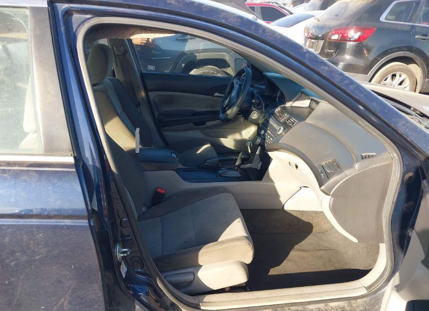 Photo 5 of 2010 Honda Accord 2.4 LX-P (VIN 1HGCP2F4XAA091032)