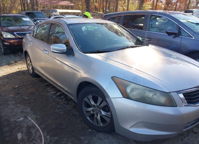 2010 Honda Accord 2.4 LX-P (VIN 1HGCP2F4XAA164495) main photo