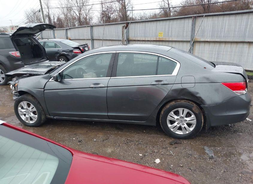 Photo 15 of 2010 Honda Accord 2.4 LX-P (VIN 1HGCP2F4XAA197593)