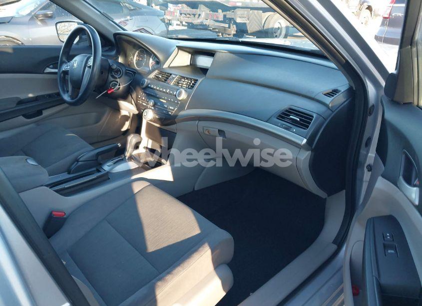 Photo 5 of 2011 Honda Accord 2.4 LX-P (VIN 1HGCP2F4XBA063278)