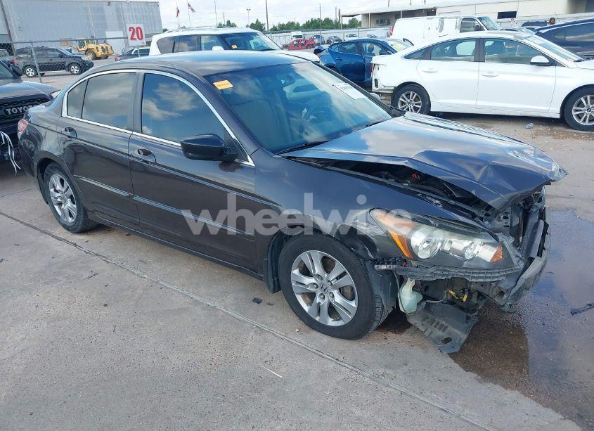 2011 Honda Accord 2.4 LX-P (VIN 1HGCP2F4XBA073020) main photo