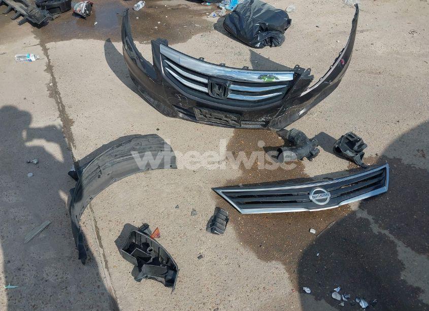 Photo 12 of 2011 Honda Accord 2.4 LX-P (VIN 1HGCP2F4XBA073020)