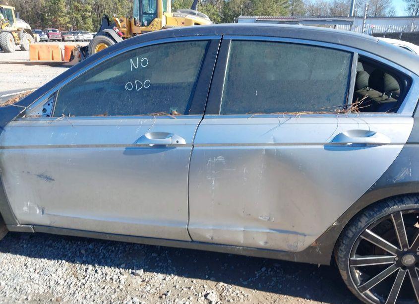 Photo 13 of 2011 Honda Accord 2.4 SE (VIN 1HGCP2F60BA002670)