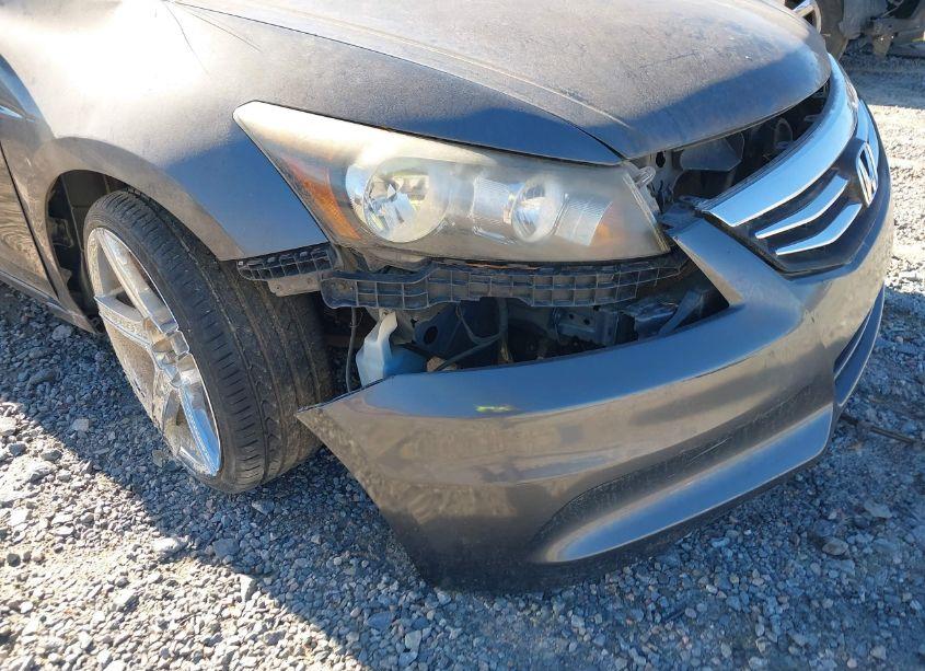 Photo 6 of 2011 Honda Accord 2.4 SE (VIN 1HGCP2F60BA002670)