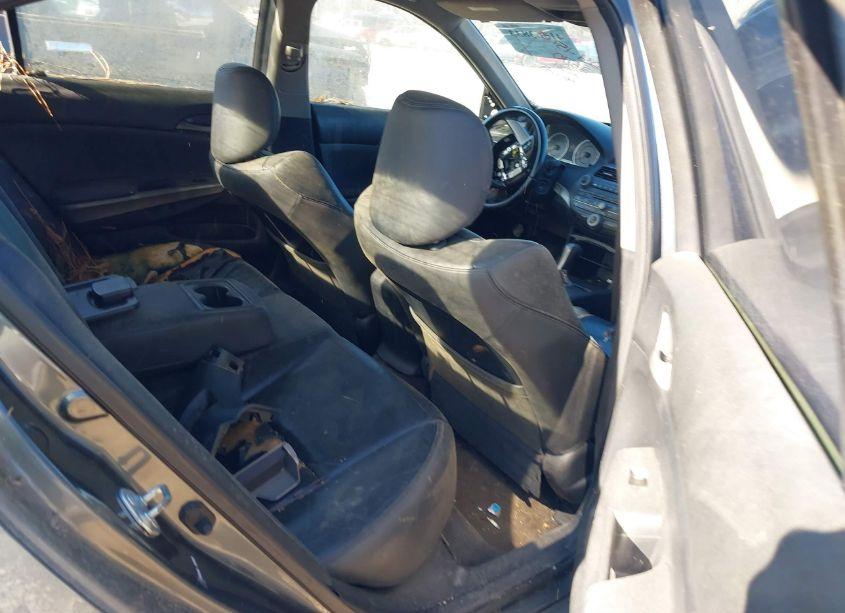 Photo 8 of 2011 Honda Accord 2.4 SE (VIN 1HGCP2F60BA002670)