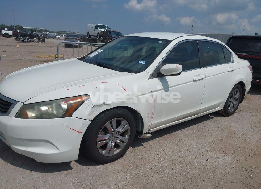 Photo 2 of 2011 Honda Accord 2.4 SE (VIN 1HGCP2F60BA048578)