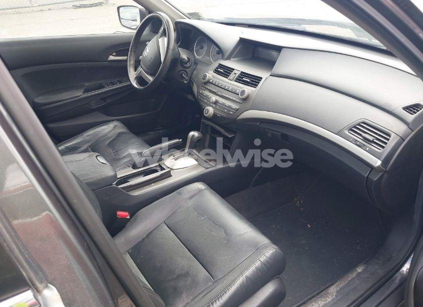 Photo 5 of 2011 Honda Accord 2.4 SE (VIN 1HGCP2F60BA115762)