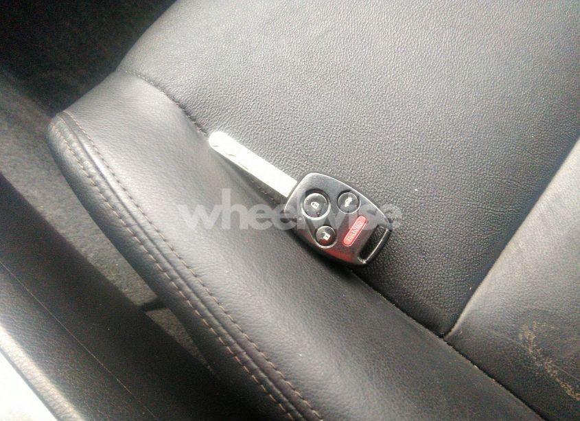 Photo 11 of 2011 Honda Accord 2.4 SE (VIN 1HGCP2F61BA069472)