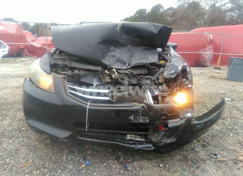 Photo 13 of 2011 Honda Accord 2.4 SE (VIN 1HGCP2F61BA069472)