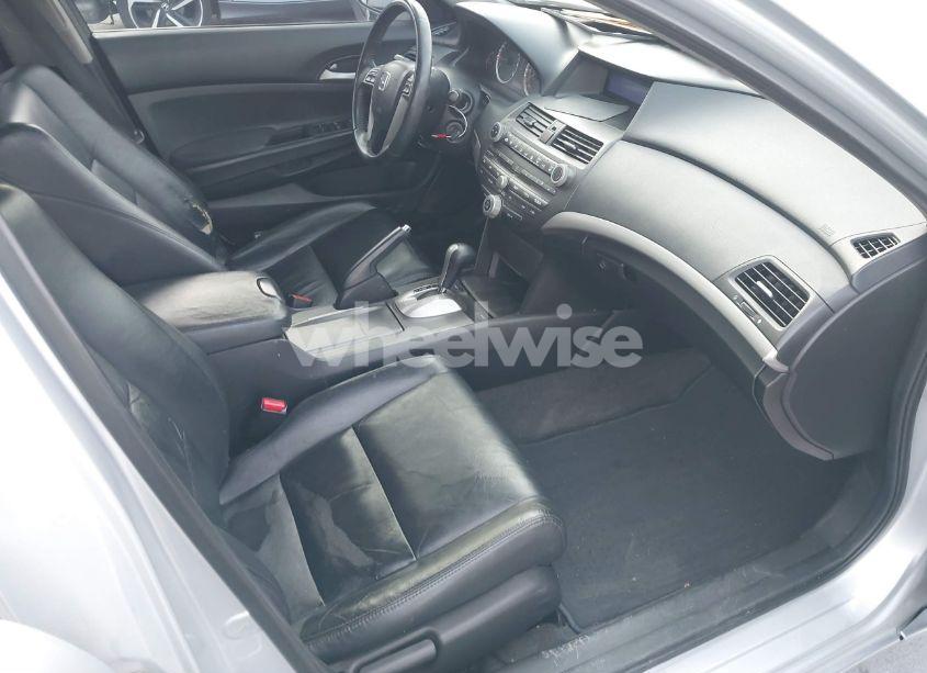 Photo 5 of 2011 Honda Accord 2.4 SE (VIN 1HGCP2F61BA153050)