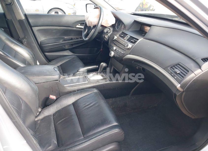 Photo 5 of 2011 Honda Accord 2.4 SE (VIN 1HGCP2F62BA036237)