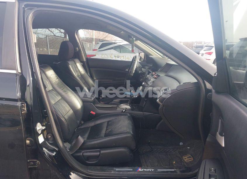 Photo 5 of 2011 Honda Accord 2.4 SE (VIN 1HGCP2F62BA077841)