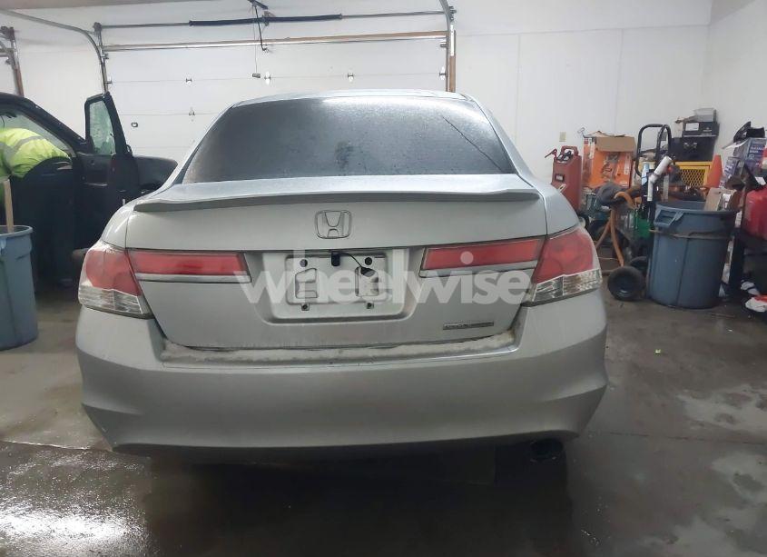 Photo 16 of 2011 Honda Accord 2.4 SE (VIN 1HGCP2F62BA093070)