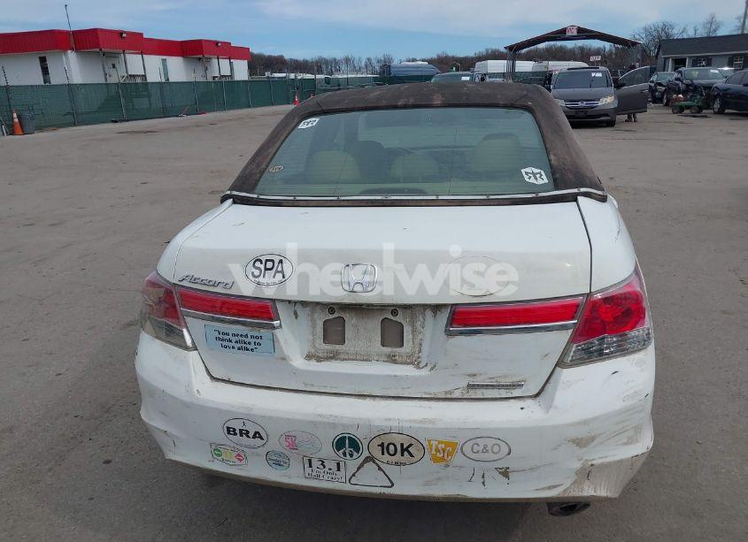 Photo 16 of 2011 Honda Accord 2.4 SE (VIN 1HGCP2F62BA103404)