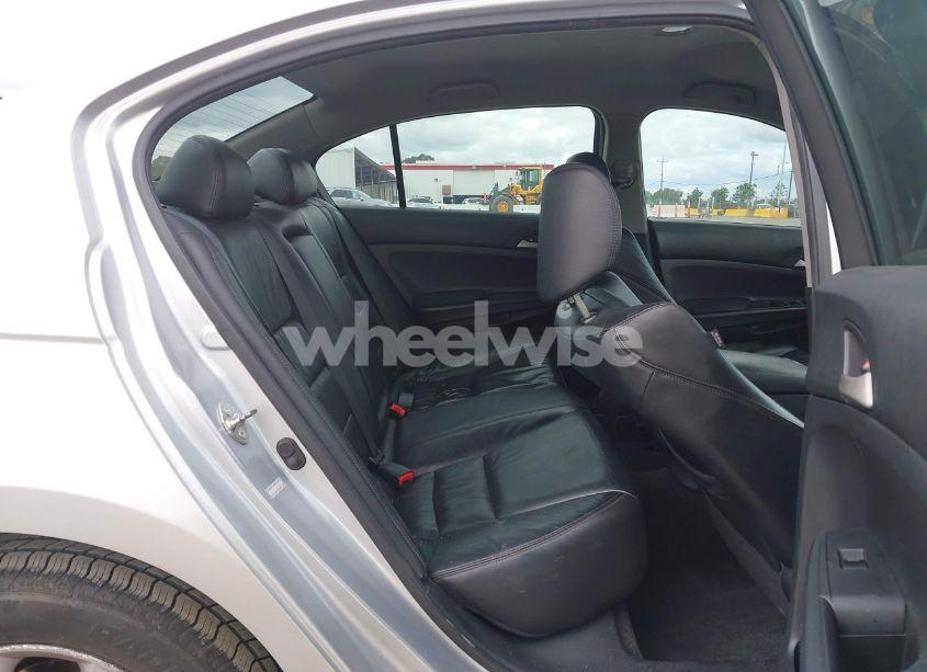 Photo 8 of 2011 Honda Accord 2.4 SE (VIN 1HGCP2F63BA152613)