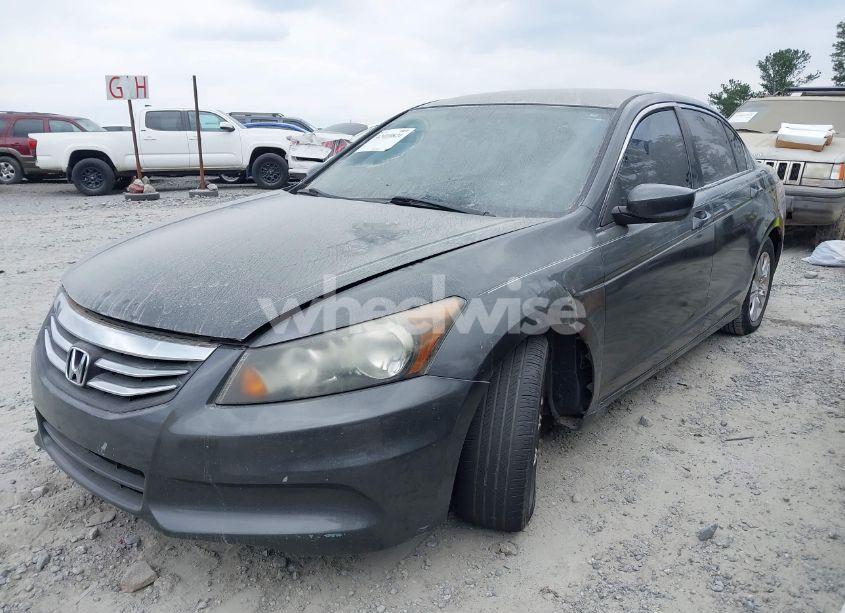 Photo 2 of 2012 Honda Accord 2.4 SE (VIN 1HGCP2F63CA095069)