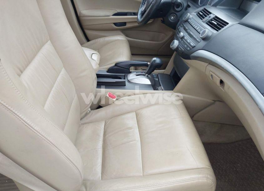 Photo 5 of 2011 Honda Accord 2.4 SE (VIN 1HGCP2F64BA142592)