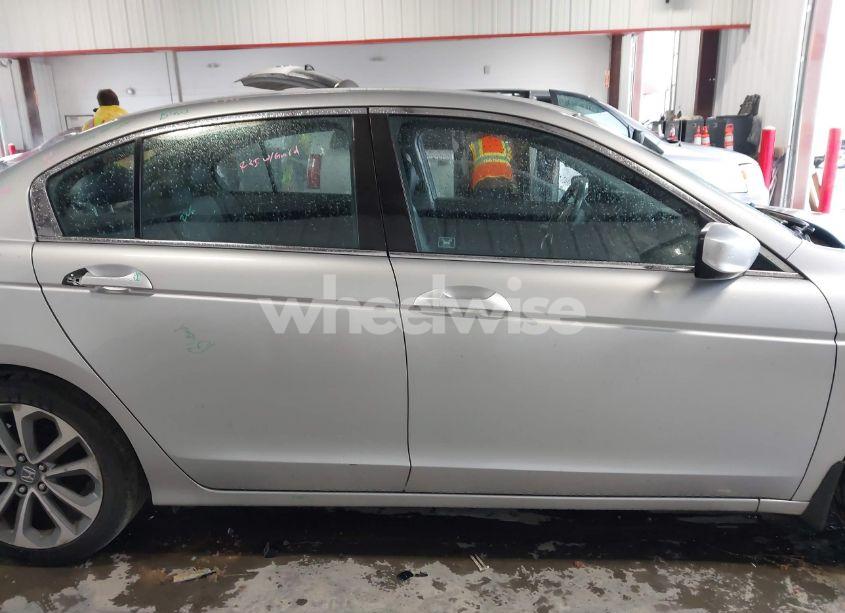 Photo 14 of 2012 Honda Accord 2.4 SE (VIN 1HGCP2F64CA066373)