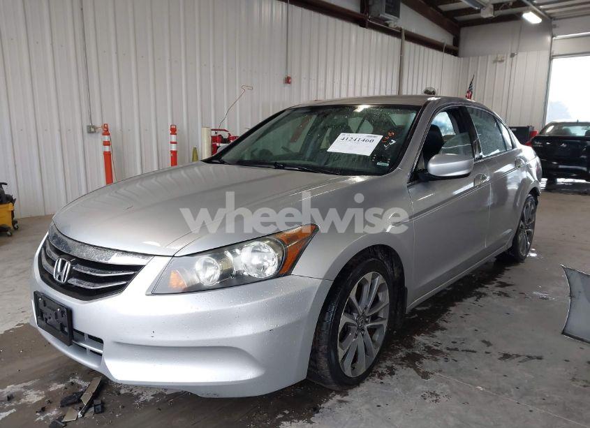 Photo 2 of 2012 Honda Accord 2.4 SE (VIN 1HGCP2F64CA066373)