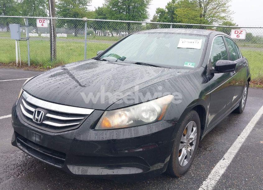 Photo 2 of 2012 Honda Accord 2.4 SE (VIN 1HGCP2F64CA138401)