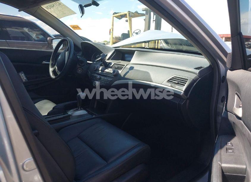 Photo 5 of 2012 Honda Accord 2.4 SE (VIN 1HGCP2F64CA157384)