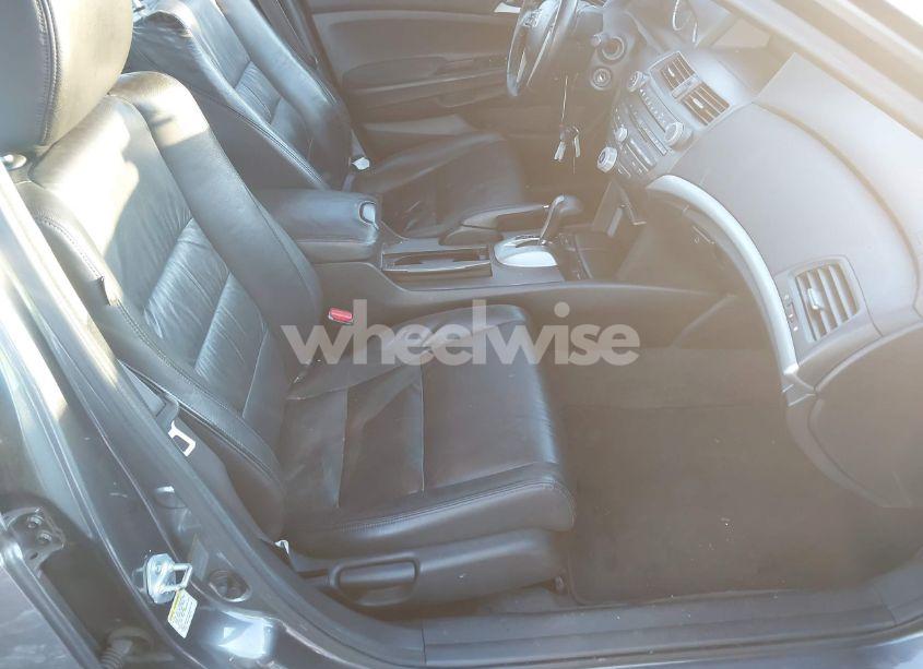 Photo 5 of 2011 Honda Accord 2.4 SE (VIN 1HGCP2F65BA002678)
