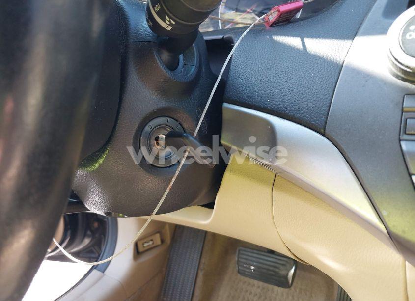 Photo 11 of 2011 Honda Accord 2.4 SE (VIN 1HGCP2F65BA084105)