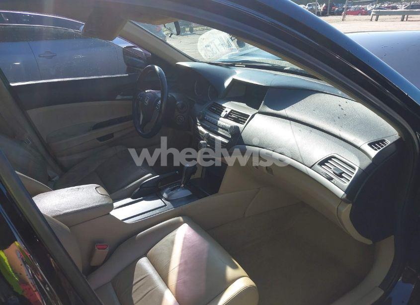 Photo 5 of 2011 Honda Accord 2.4 SE (VIN 1HGCP2F65BA084105)