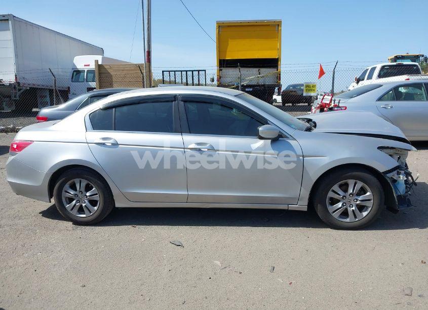 Photo 13 of 2011 Honda Accord 2.4 SE (VIN 1HGCP2F65BA150815)