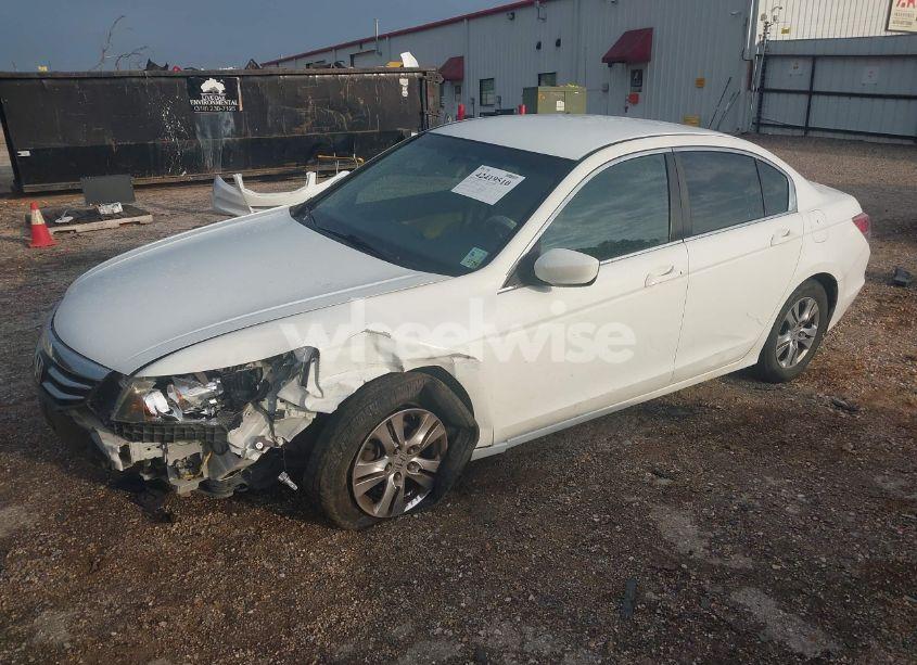 Photo 2 of 2011 Honda Accord 2.4 SE (VIN 1HGCP2F65BA156842)