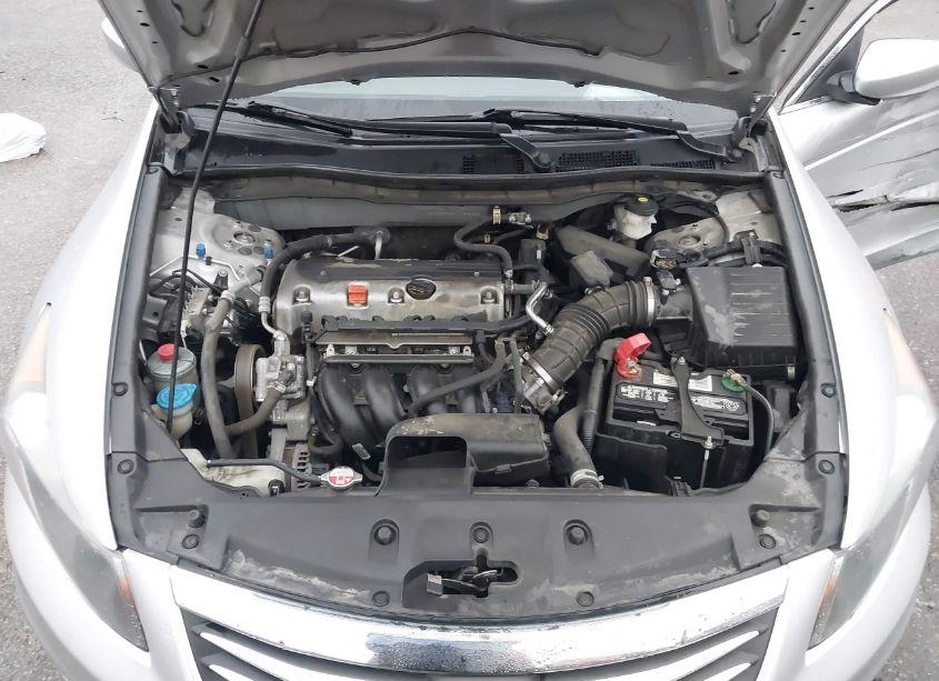 Photo 10 of 2012 Honda Accord 2.4 SE (VIN 1HGCP2F66CA066388)