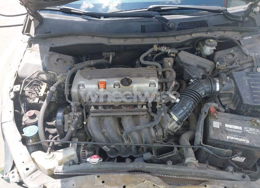 Photo 10 of 2011 Honda Accord 2.4 SE (VIN 1HGCP2F67BA031941)