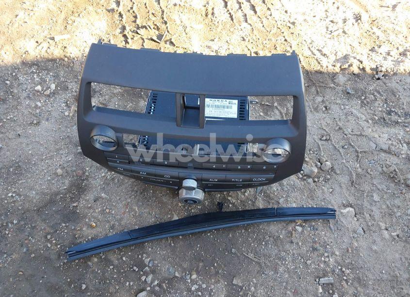 Photo 12 of 2011 Honda Accord 2.4 SE (VIN 1HGCP2F67BA054023)