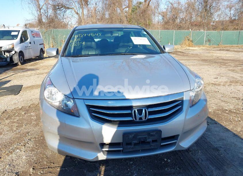 Photo 13 of 2011 Honda Accord 2.4 SE (VIN 1HGCP2F67BA054023)