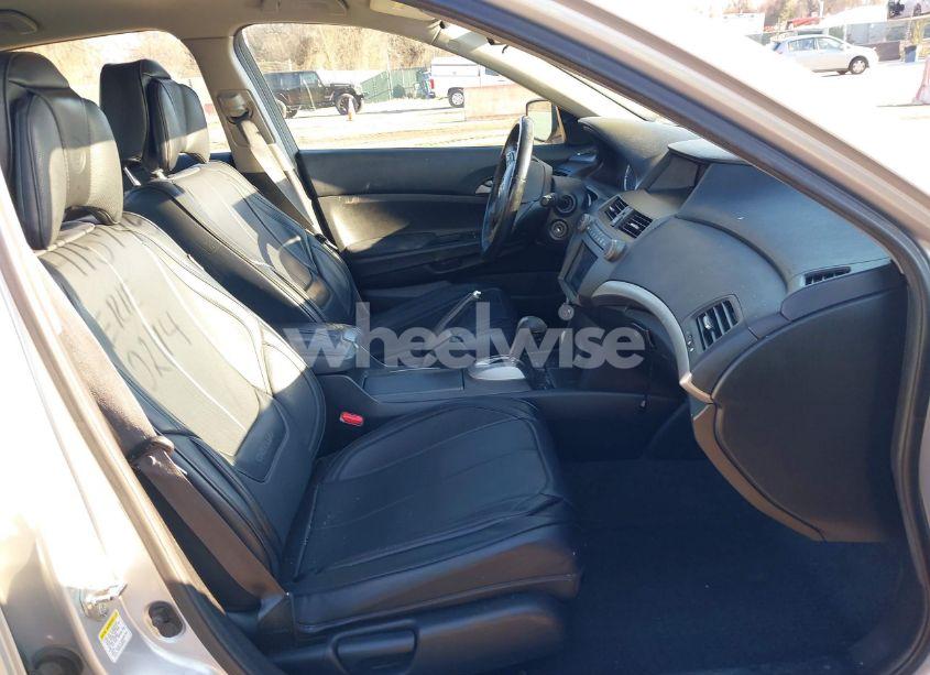 Photo 5 of 2011 Honda Accord 2.4 SE (VIN 1HGCP2F67BA054023)