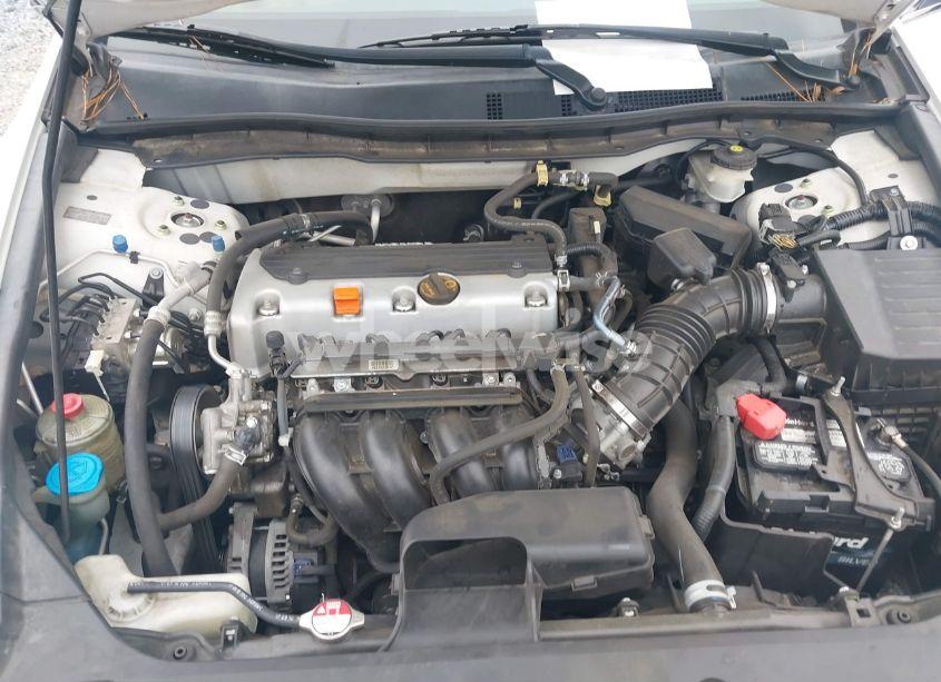 Photo 10 of 2011 Honda Accord 2.4 SE (VIN 1HGCP2F67BA099253)