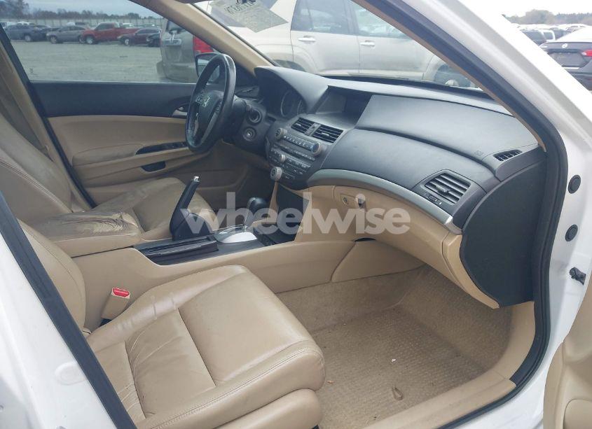 Photo 5 of 2011 Honda Accord 2.4 SE (VIN 1HGCP2F67BA099253)