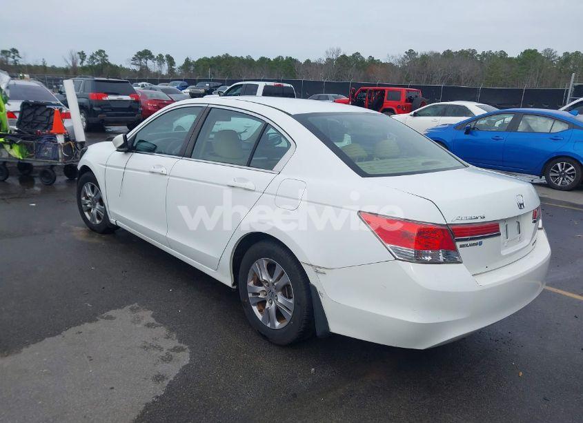 Photo 3 of 2012 Honda Accord 2.4 SE (VIN 1HGCP2F67CA136531)